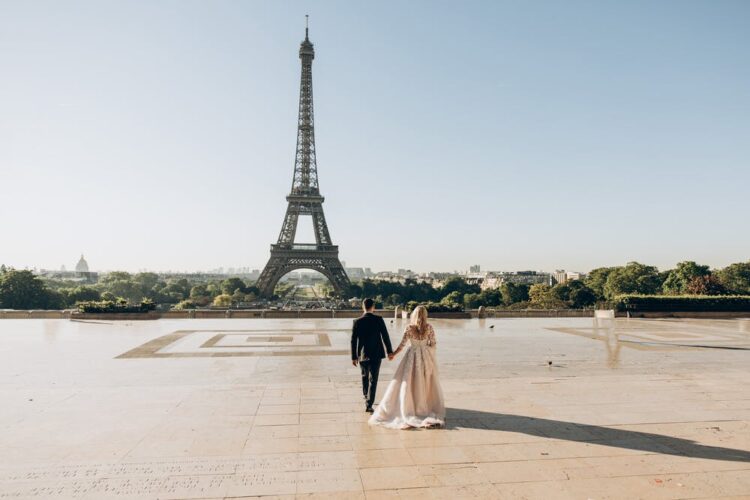 Couple in front of Eiffel Tower