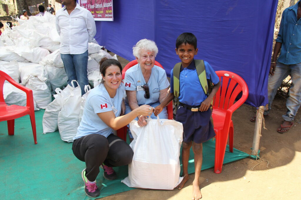 Kemp Travel Sleeping Children India