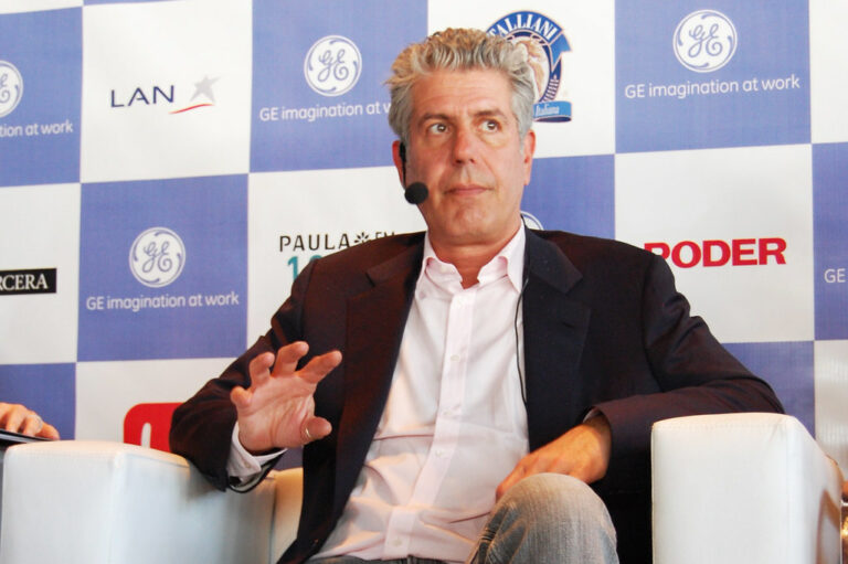 Read more about the article 12 Anthony Bourdain Quotes That Will Inspire You to Travel