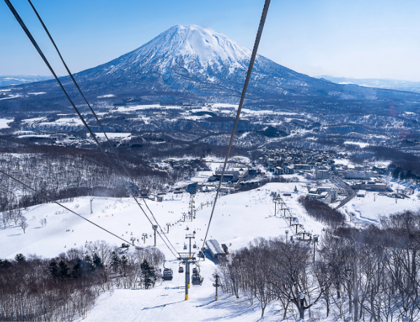 Snow ski activity at Mount Yotei, Niseko Hokkaido Japan