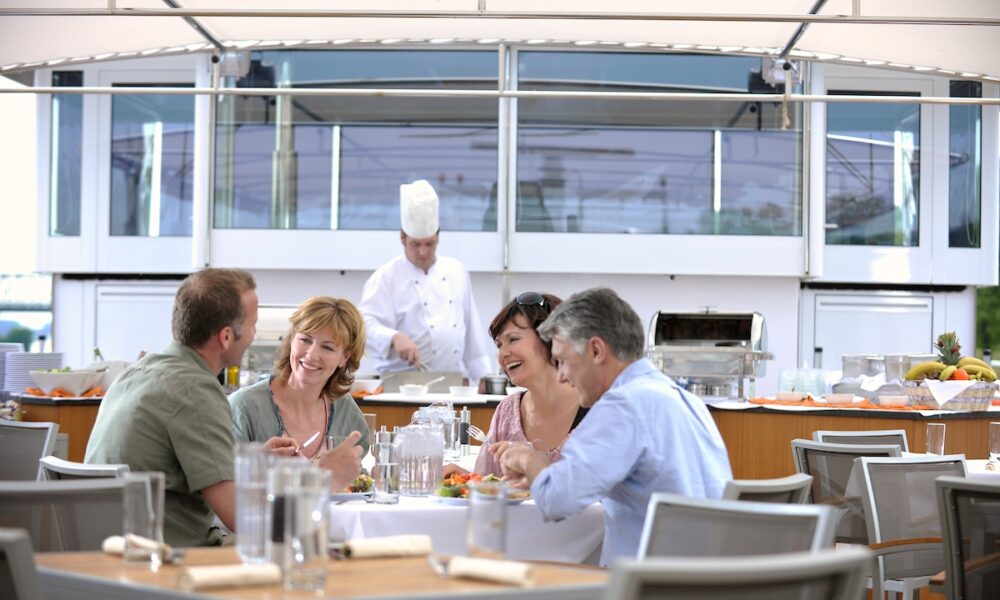 Avalon_Panorama_Sky Deck_Sky Bistro_04 Avalon_Panorama_Sky Deck_Sky Bistro_04
