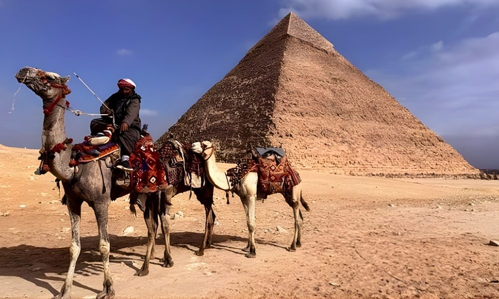 Group Tour Page - Pyramids and Temples Alive 2026 with Laura Ranieri Roy