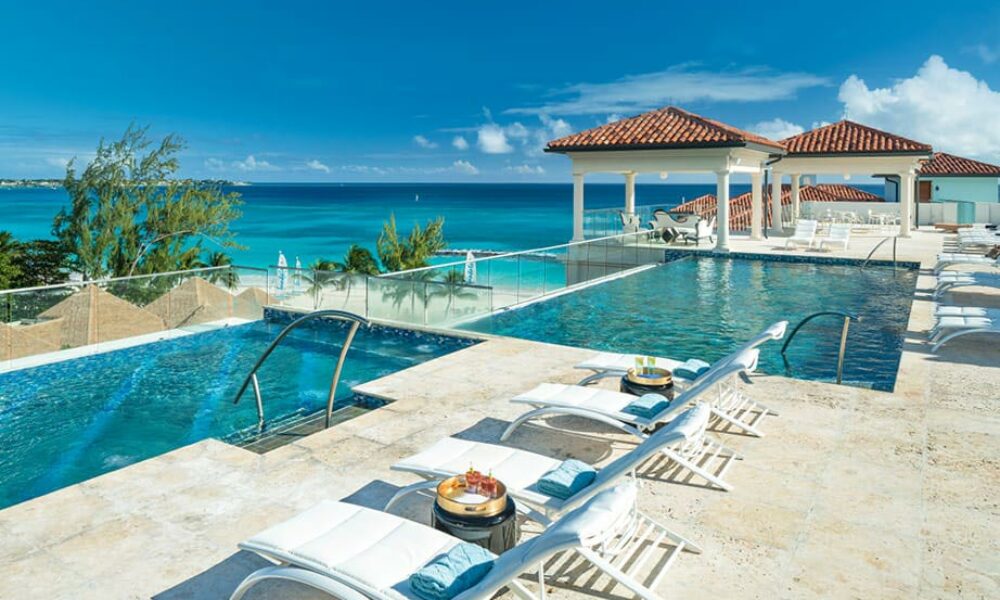 rooftop-pool rooftop-pool